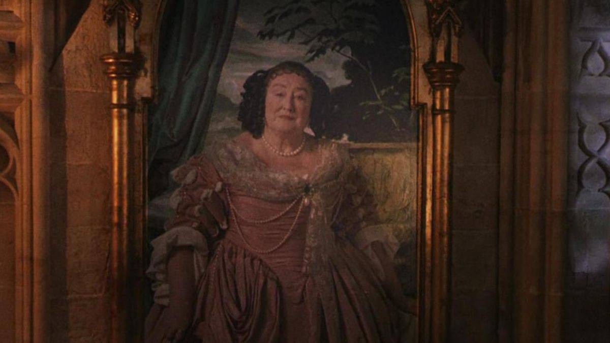 Elizabeth Spriggs as The Fat Lady